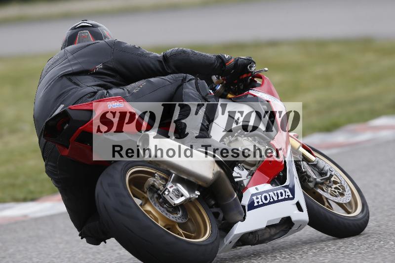 Archiv-2025/06 18.04.2025 Speer Racing ADR/Gruppe gelb/454